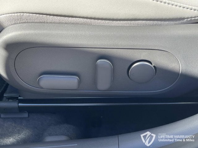 2027 Hyundai KONA Limited FWD