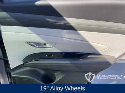 2025 Hyundai TUCSON HYBRID Limited