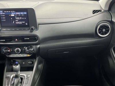 2023 Hyundai KONA SE