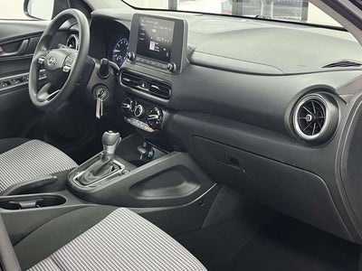 2023 Hyundai KONA SE