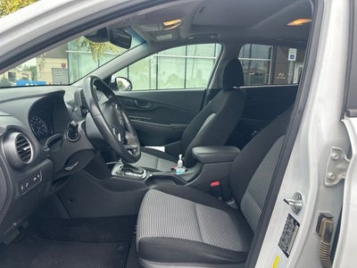 2020 Hyundai KONA SEL Plus