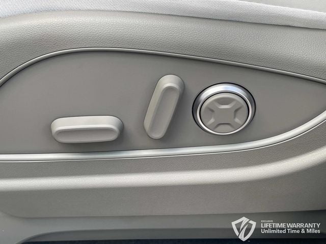 2027 Hyundai PALISADE SEL 7 Passenger
