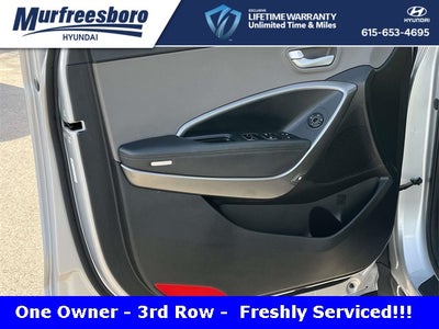 2017 Hyundai SANTA FE SE