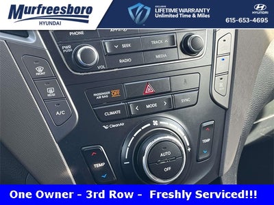 2017 Hyundai SANTA FE SE