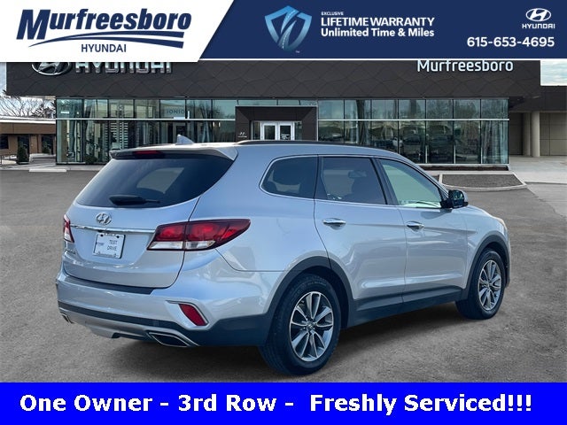 2017 Hyundai SANTA FE SE