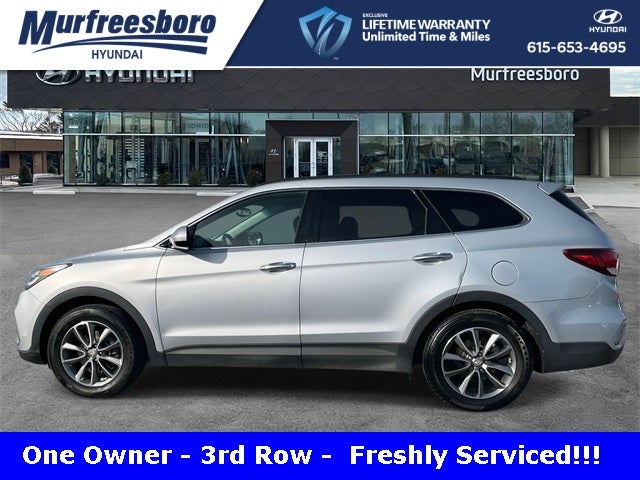 2017 Hyundai SANTA FE SE