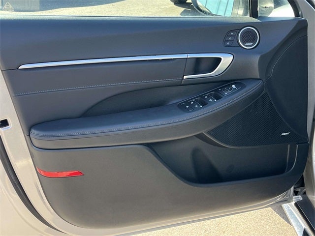 2022 Hyundai SONATA Limited