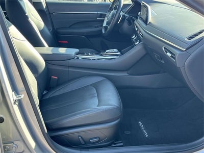 2022 Hyundai SONATA Limited