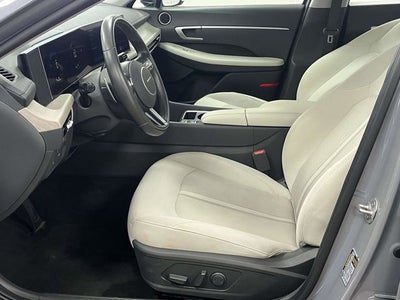 2025 Hyundai SONATA HYBRID SEL