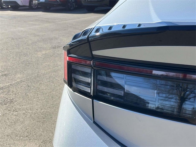 2024 Hyundai SONATA HYBRID SEL