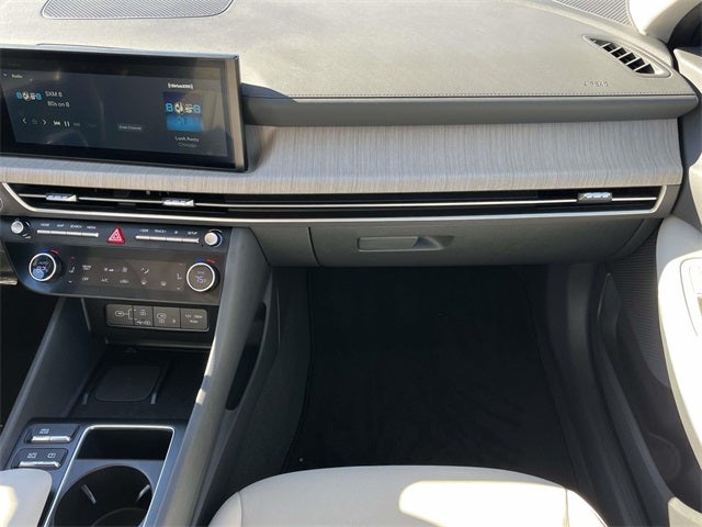 2024 Hyundai SONATA HYBRID SEL