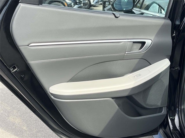 2024 Hyundai SONATA HYBRID Limited