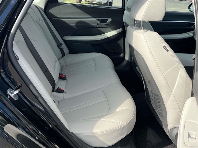 2024 Hyundai SONATA HYBRID Limited