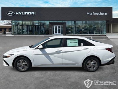 2026 Hyundai ELANTRA SE
