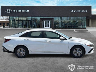 2026 Hyundai ELANTRA SE
