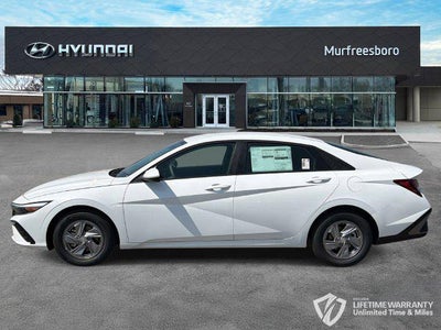 2026 Hyundai ELANTRA SE