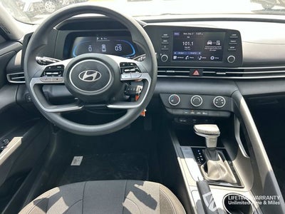 2026 Hyundai ELANTRA SE