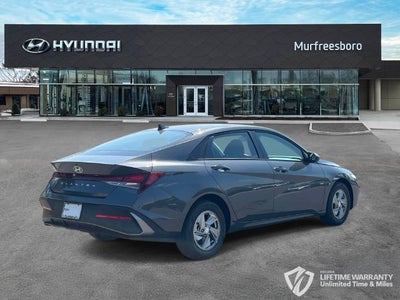 2026 Hyundai ELANTRA SE