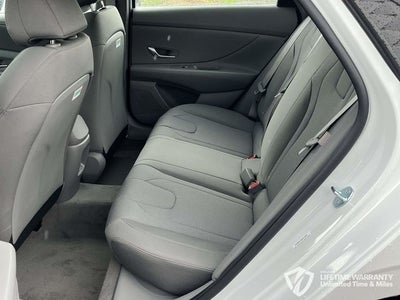 2026 Hyundai ELANTRA SE