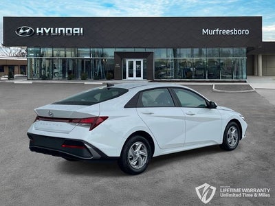 2026 Hyundai ELANTRA SE