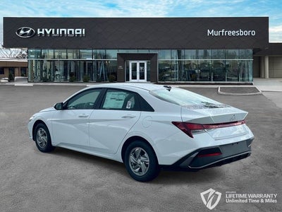 2026 Hyundai ELANTRA SE