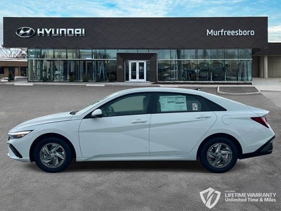 2026 Hyundai ELANTRA SE