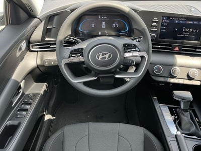 2026 Hyundai ELANTRA SE