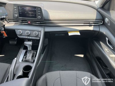 2026 Hyundai ELANTRA SE
