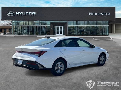 2026 Hyundai ELANTRA SE