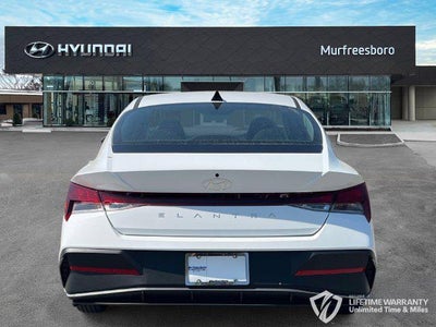 2026 Hyundai ELANTRA SE