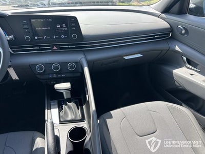 2026 Hyundai ELANTRA SE