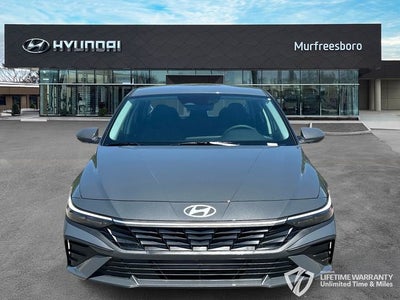 2026 Hyundai ELANTRA SE