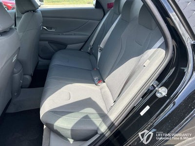 2026 Hyundai ELANTRA SE