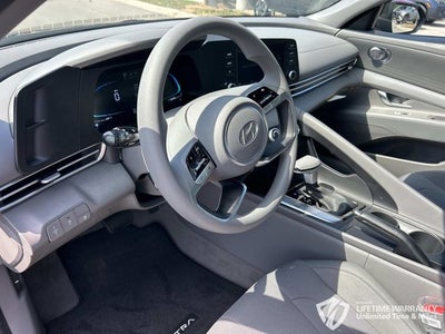 2026 Hyundai ELANTRA SE