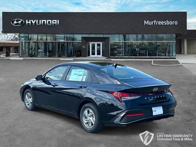 2026 Hyundai ELANTRA SE