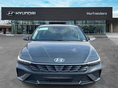 2026 Hyundai ELANTRA SE