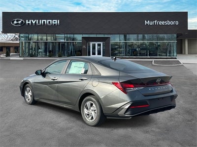 2026 Hyundai ELANTRA SE