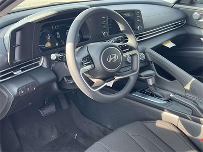 2026 Hyundai ELANTRA SE