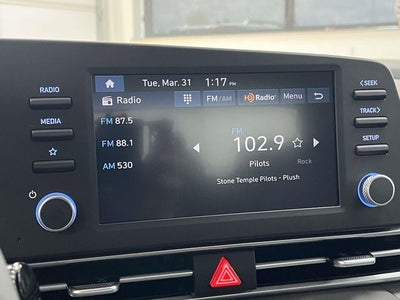 2026 Hyundai ELANTRA SE