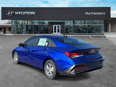 2026 Hyundai ELANTRA SE