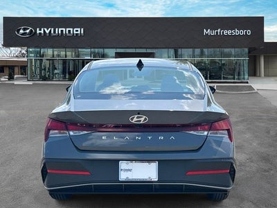 2026 Hyundai ELANTRA SE