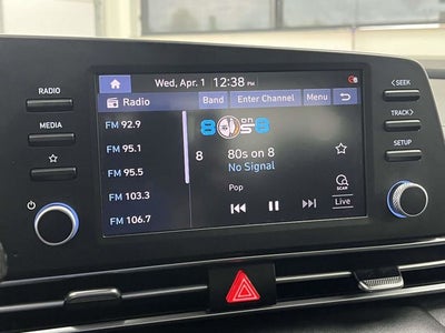 2022 Hyundai ELANTRA SEL