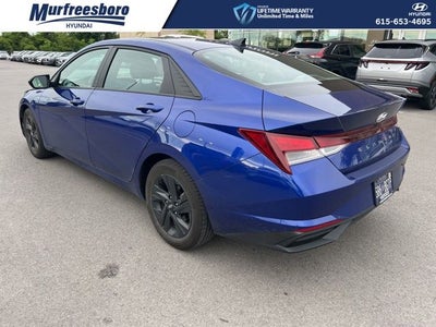 2022 Hyundai ELANTRA SEL