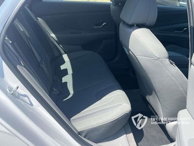 2025 Hyundai ELANTRA SEL Sport