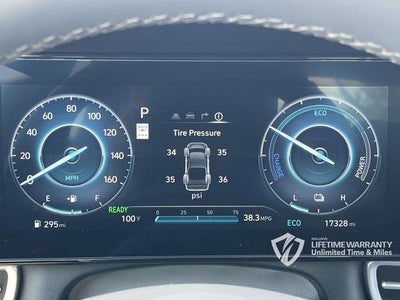 2025 Hyundai ELANTRA HYBRID SEL Sport