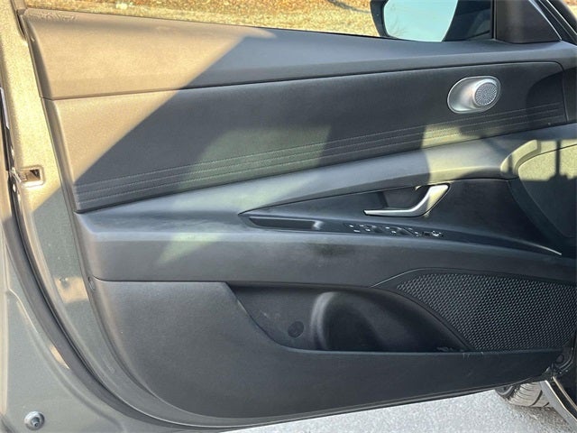 2024 Hyundai ELANTRA HYBRID Blue