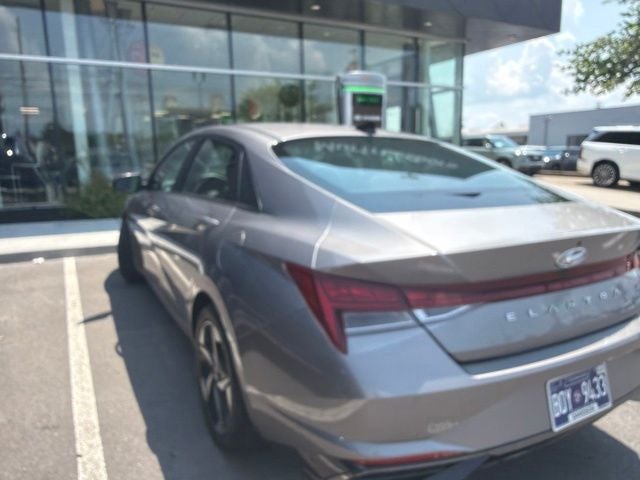 2023 Hyundai ELANTRA Limited