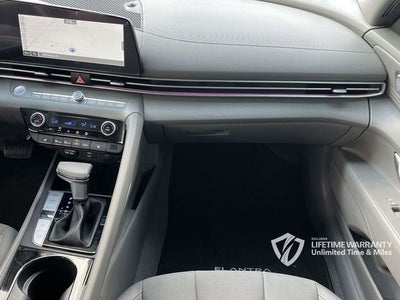 2024 Hyundai ELANTRA SEL