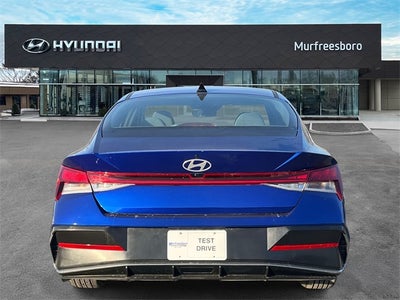 2025 Hyundai ELANTRA SEL Convenience