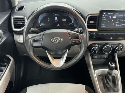 2025 Hyundai VENUE SEL